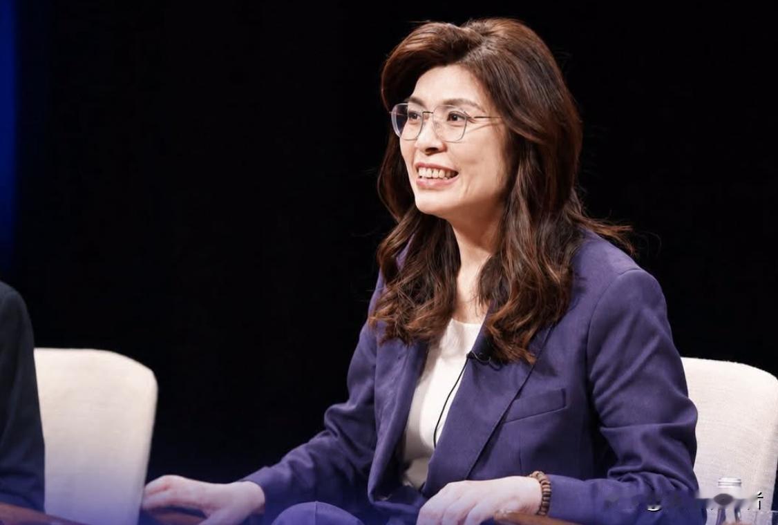 据媒体报道，郑丽文在脸书发声了——赖清德机要费被冻删，原定向37家庇护工场采购的