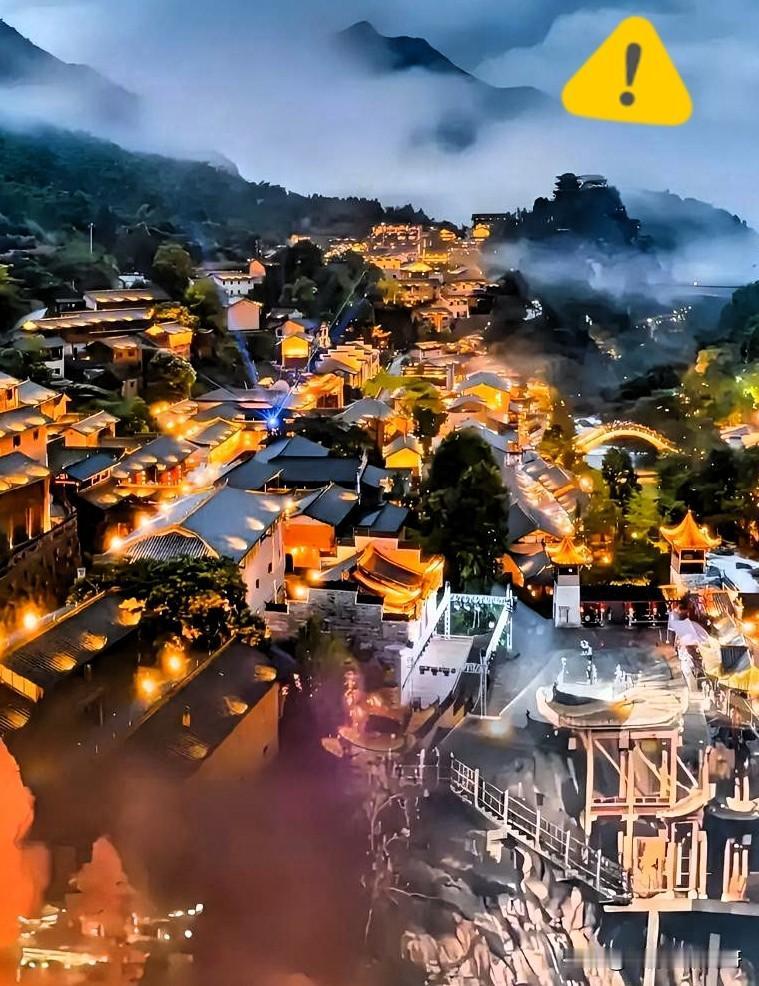 昨天发生在望仙谷的火灾，烧了三个多小时，好在没有人员伤亡。景区：是你