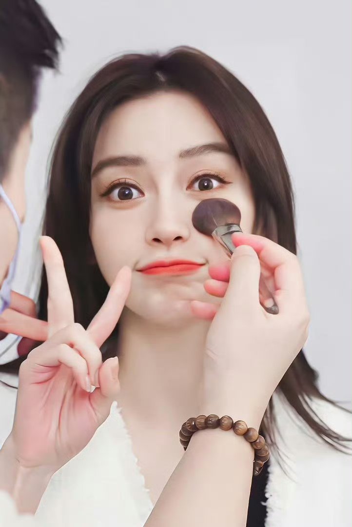 #angelababy#[爱心]#angelababy的快乐充能站#如果哪一天我想环游世界了，我可以