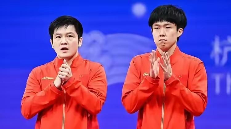 樊振东击败王楚钦进入半决赛刷爆网络，没有想到退出国家队，远赴德国打球的樊振东实力