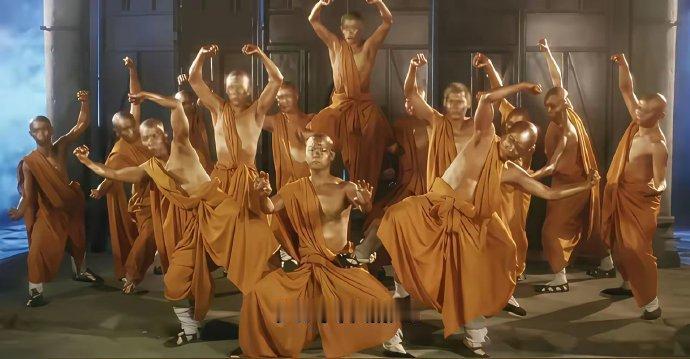 鹿鼎记里虽然讨论起最顶尖高手，大家一般是从九难、归辛树、洪教主、袁承志这几个里讨
