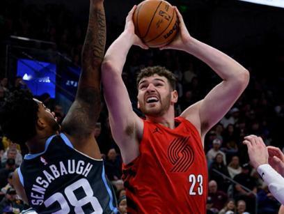 开拓者135-119爵士！克林根破56年纪录，登顶队史最年轻20+15