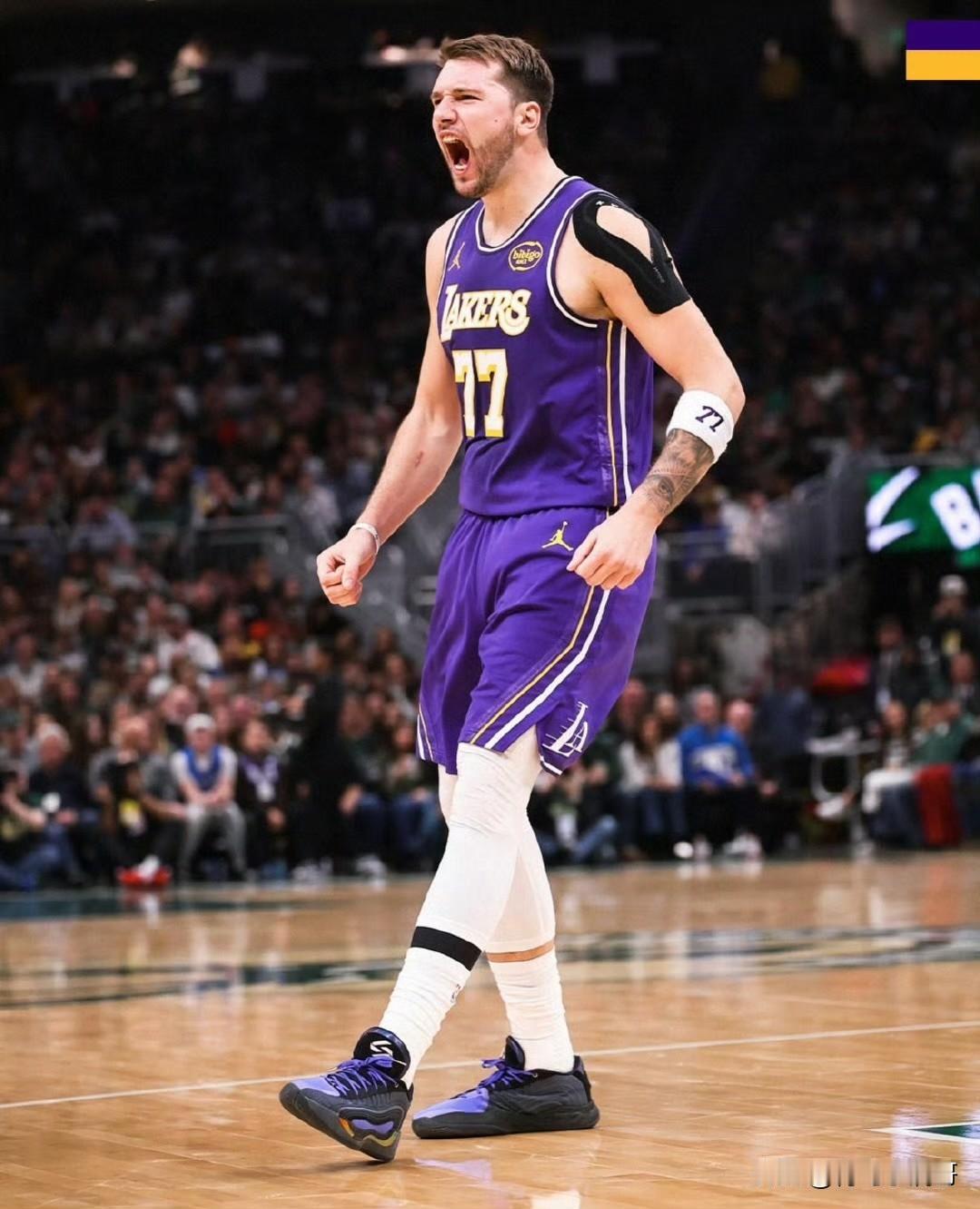 5连客收官了！！！东契奇41+9+6，湖人客场大胜雄鹿24分！湖人五连客最后