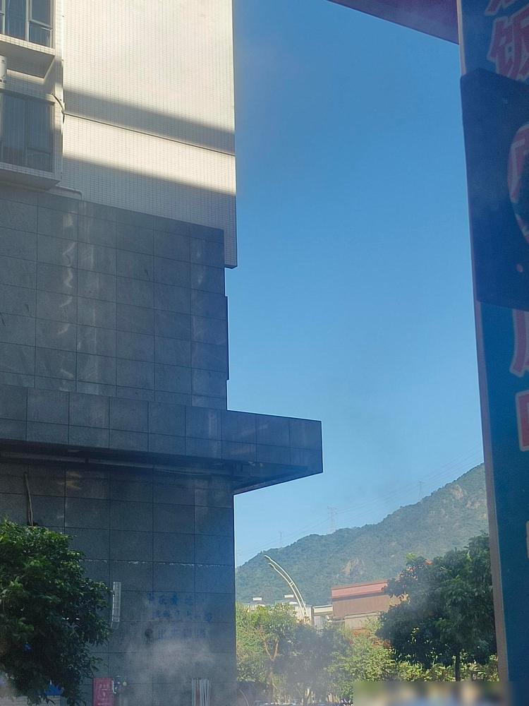 大家发现了吗，很多退休金低的老人都有个通病。可把我爸的日子摊开看，我更愿意把