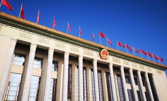 中国政府债务突破100万亿了，这钱到底借来干了啥？人民银行公布2026年4月