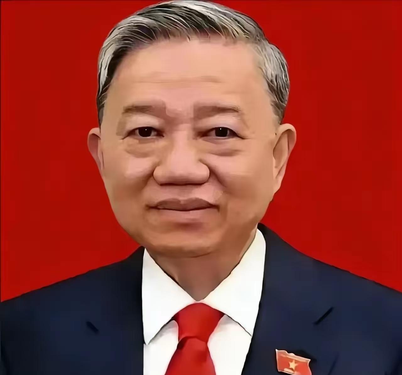 快讯！据越南媒体报道，越南十四大刚开完，苏林写了篇文章，再次提到越南的两个目