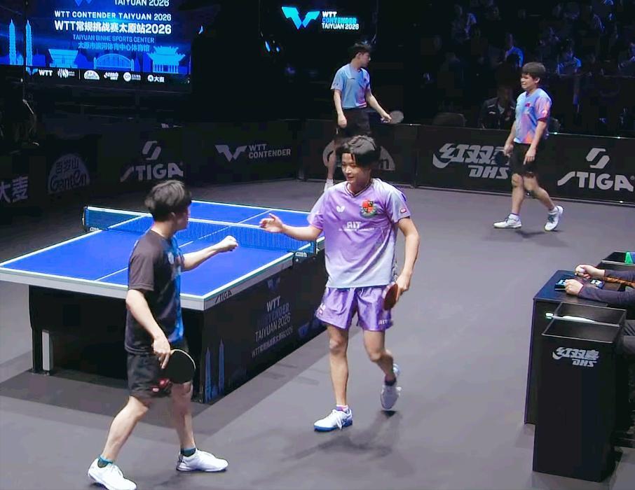 我去！林诗栋不会要爆冷吧！石头只报名了男双，如果输了就出局了！感觉黄友政