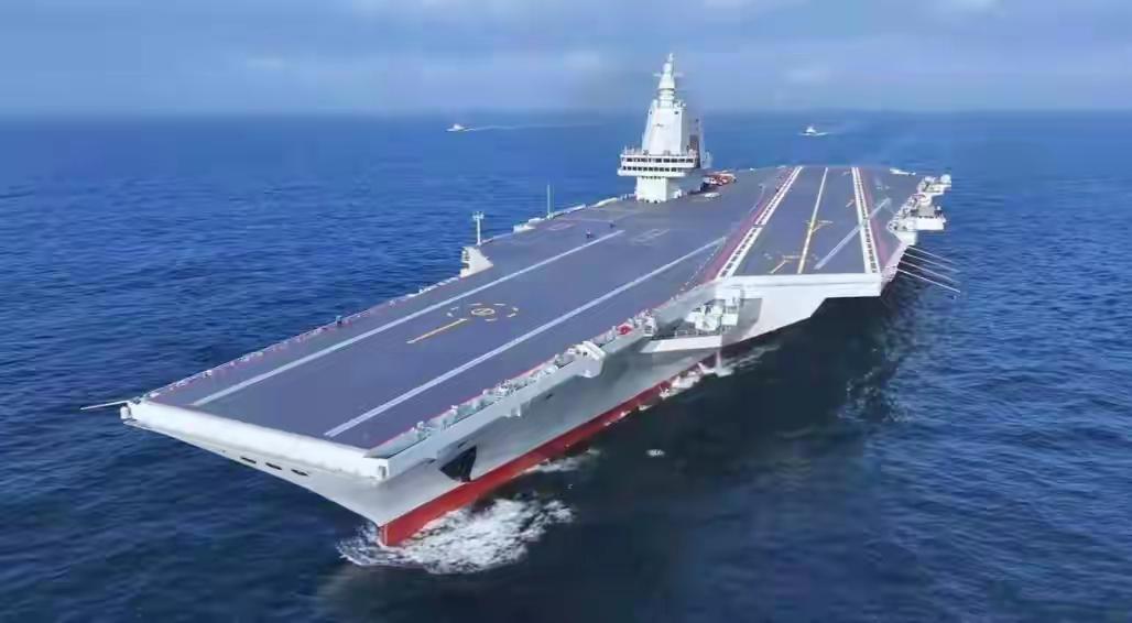 第四艘航母可能要来了，是不是核动力航母不知道，反正要不要上核动力，已经在网上吵翻