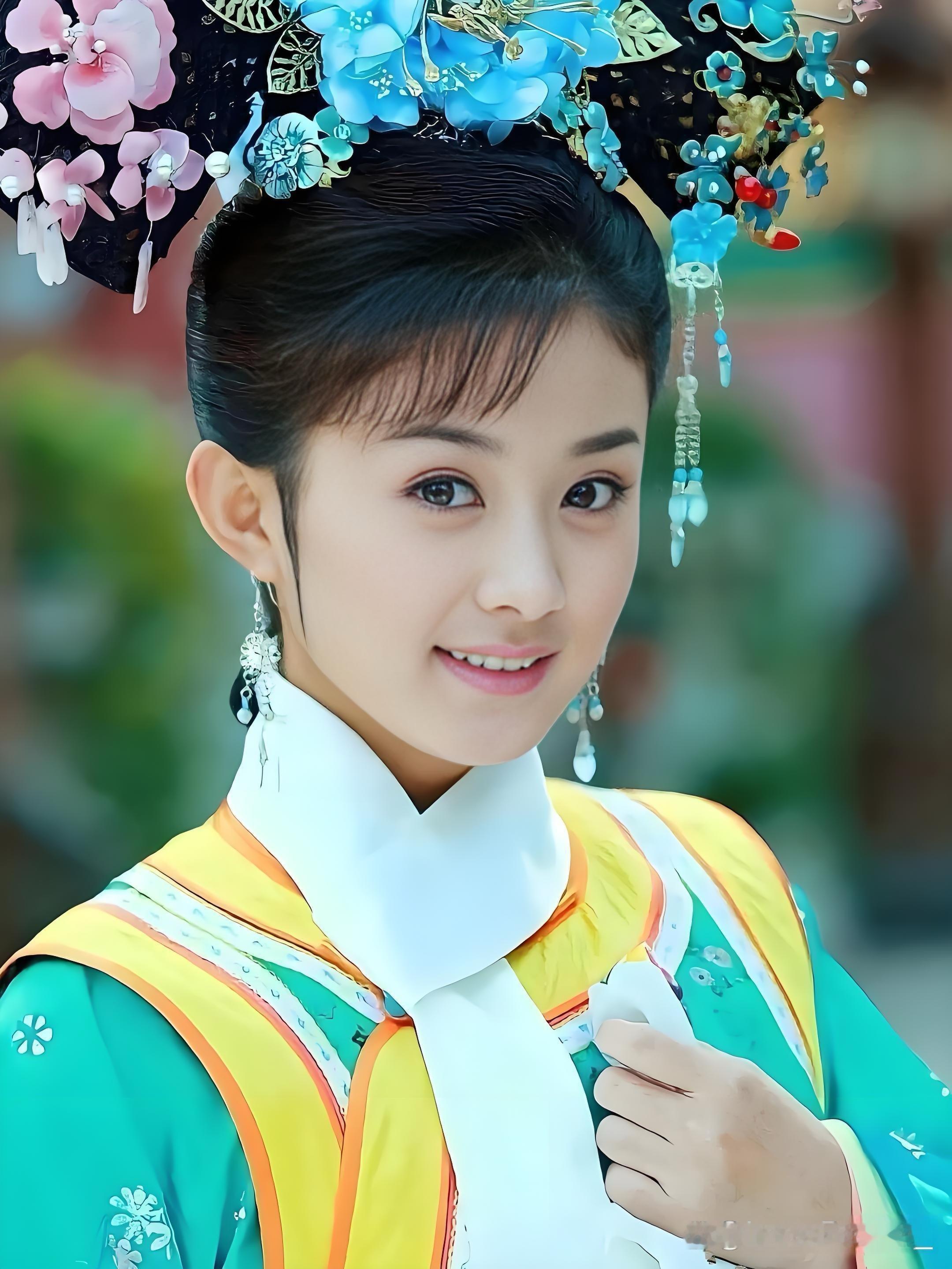 王艳当年试镜还珠，先试小燕子，琼瑶直摇头，说太甜。再试紫薇，还是摇头，依旧太甜。最后给了个配角晴儿。
