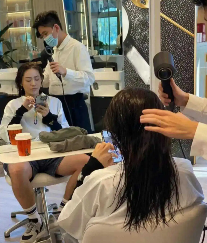 大家能看出什么没有呢？