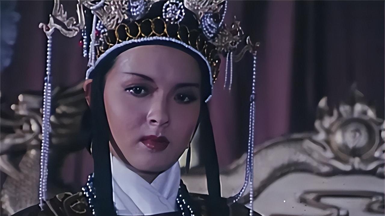 982年，大辽景宗去世，萧太后找到韩德让说：“皇帝死了，我嫁给你吧。”韩德让说：