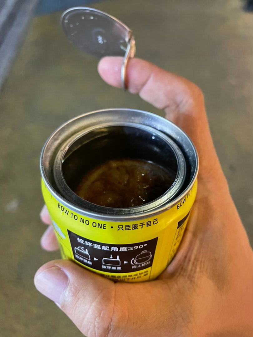 一罐气泡水，开出了朝🇯🇵啤酒的感觉……说得真好，只臣服于自己[跪