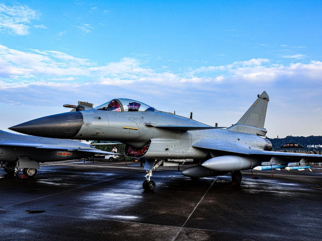 毫不夸张的说，全球所有国家，有能力破解歼10C+霹雳15+红旗9+ZDK03预警