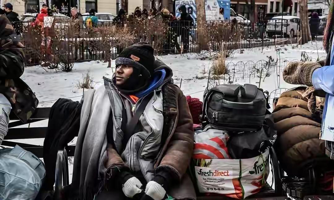 这几天突然很多人在说美国的斩杀线，其实这条线简单的解释就是当一个人遇到某件事后人