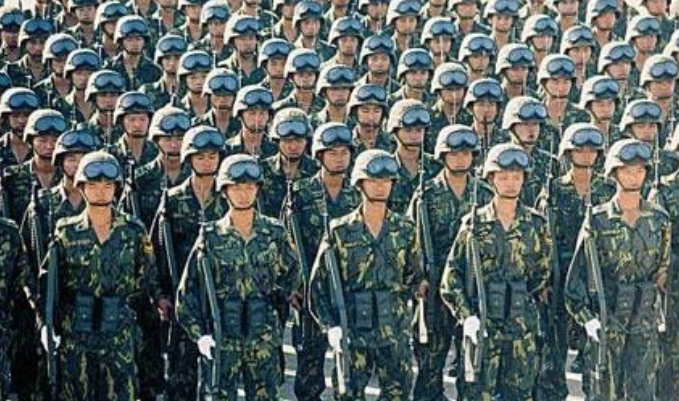 终于明白，中国为啥不趁着俄乌打仗，欧美腾不出手时直接收复台湾，反而还去和菲律宾拉