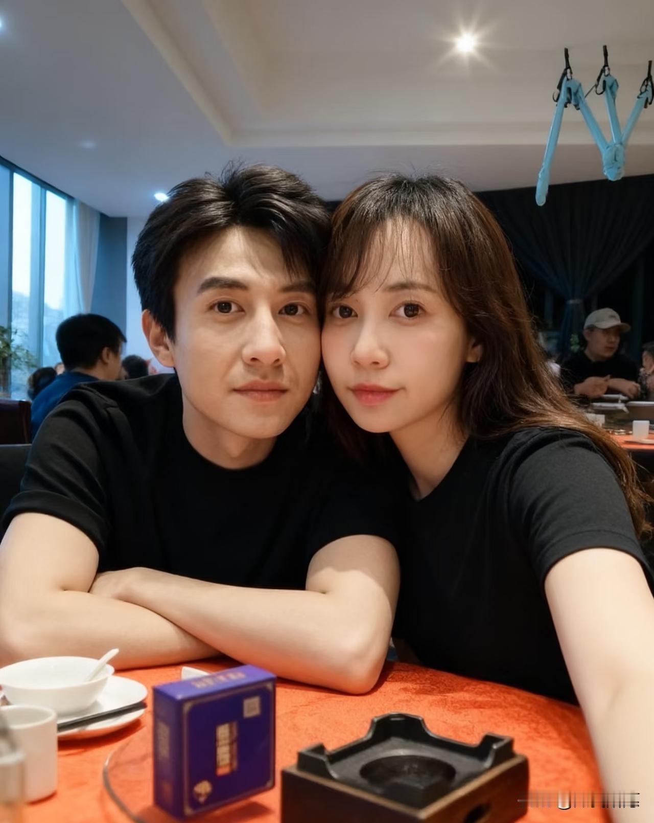 红得快，容易飘？刘萧旭给出了另一种答案：坦荡。走红后，他直接在直播中提及