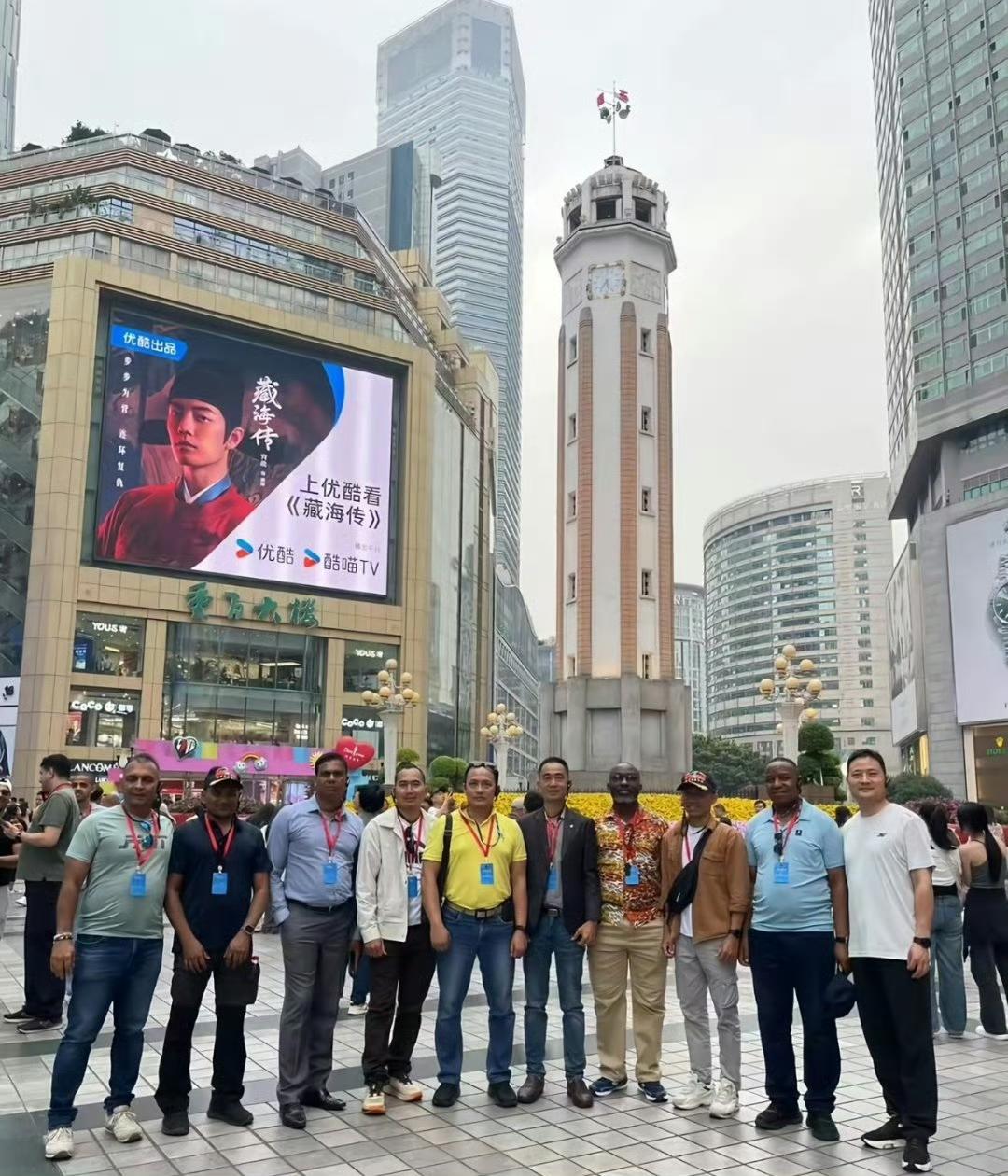 4月27号一次次从品牌财报看肖战的顶级商业价值体现。肖战用实打实的品牌增长