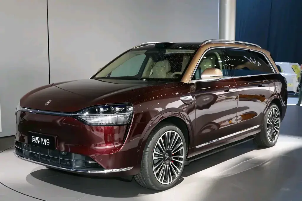 太难了，11月豪华SUV销量榜，问界M8夺冠、宝马X5仅第8名