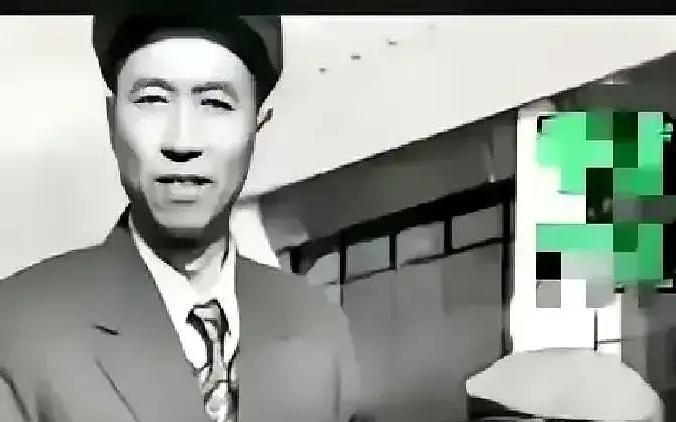 别再说于谦消费父亲了。他父亲，才是这个经典包袱的第一个捧哏。最新的采访揭开谜