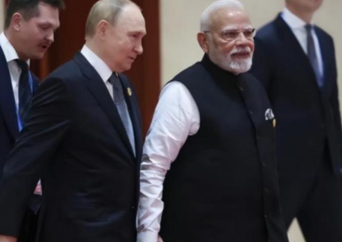 国际油价疯涨，俄罗斯却给中国“清仓价”？背后原因惊人！