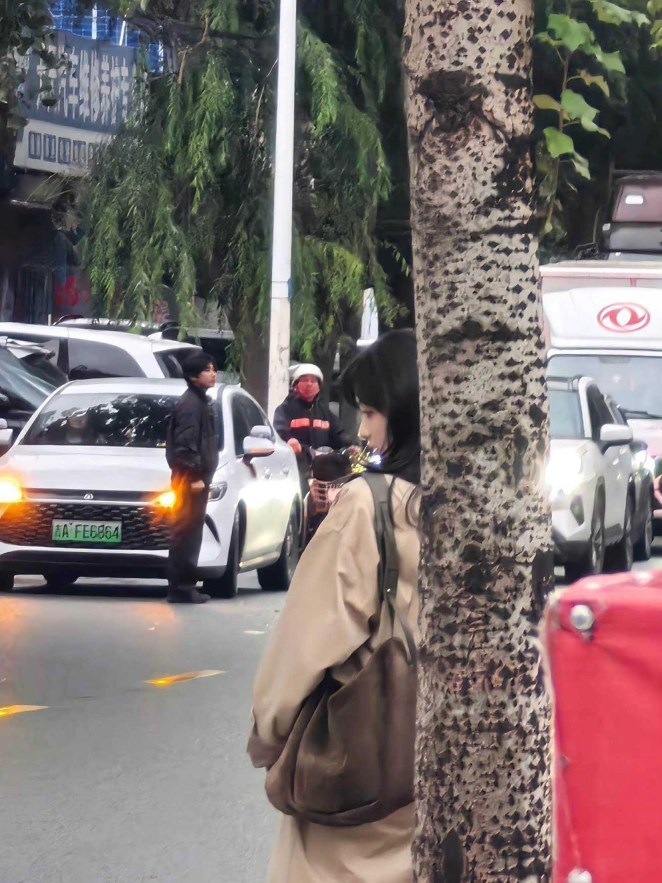 陈都灵余九琪在石城/北京被偶遇的日常：​​​