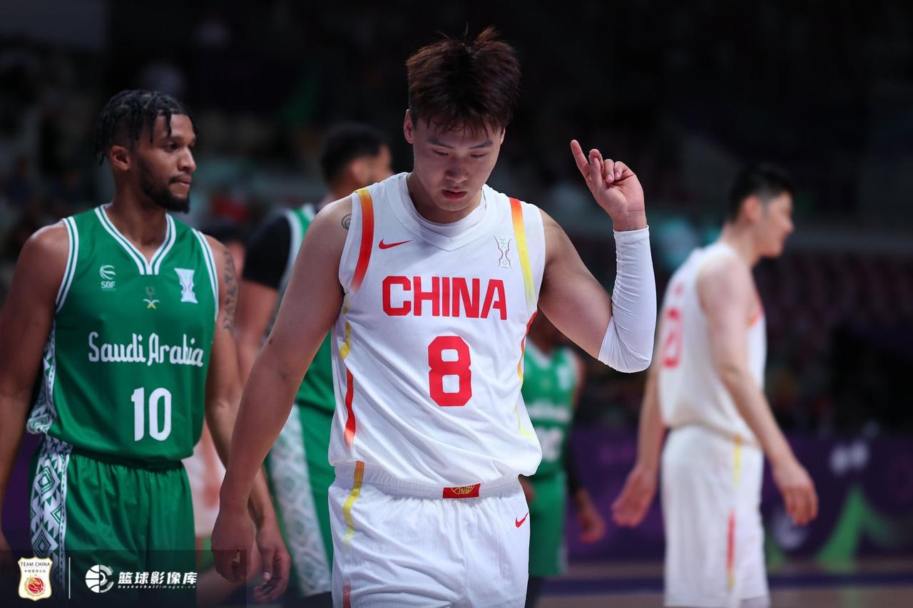 赵睿接受采访谈了太多，跟新疆完全翻篇，国家队真的不必太操心应该说赵睿比周琦更