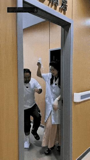 这是不是准备去碰瓷的吧！[捂脸哭][捂脸哭][捂脸哭]