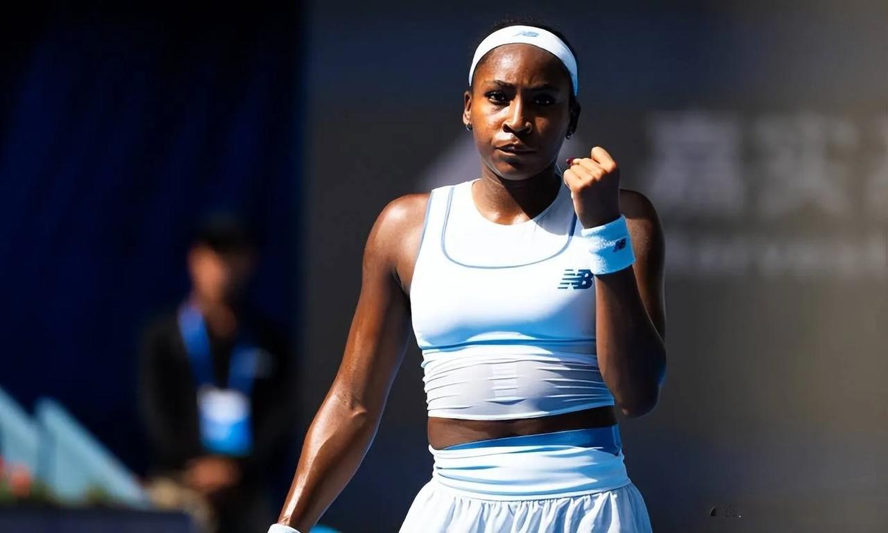 北京时间3月25日上午9:44，刚刚结束了一场WTA1000迈阿密站女单1/4决