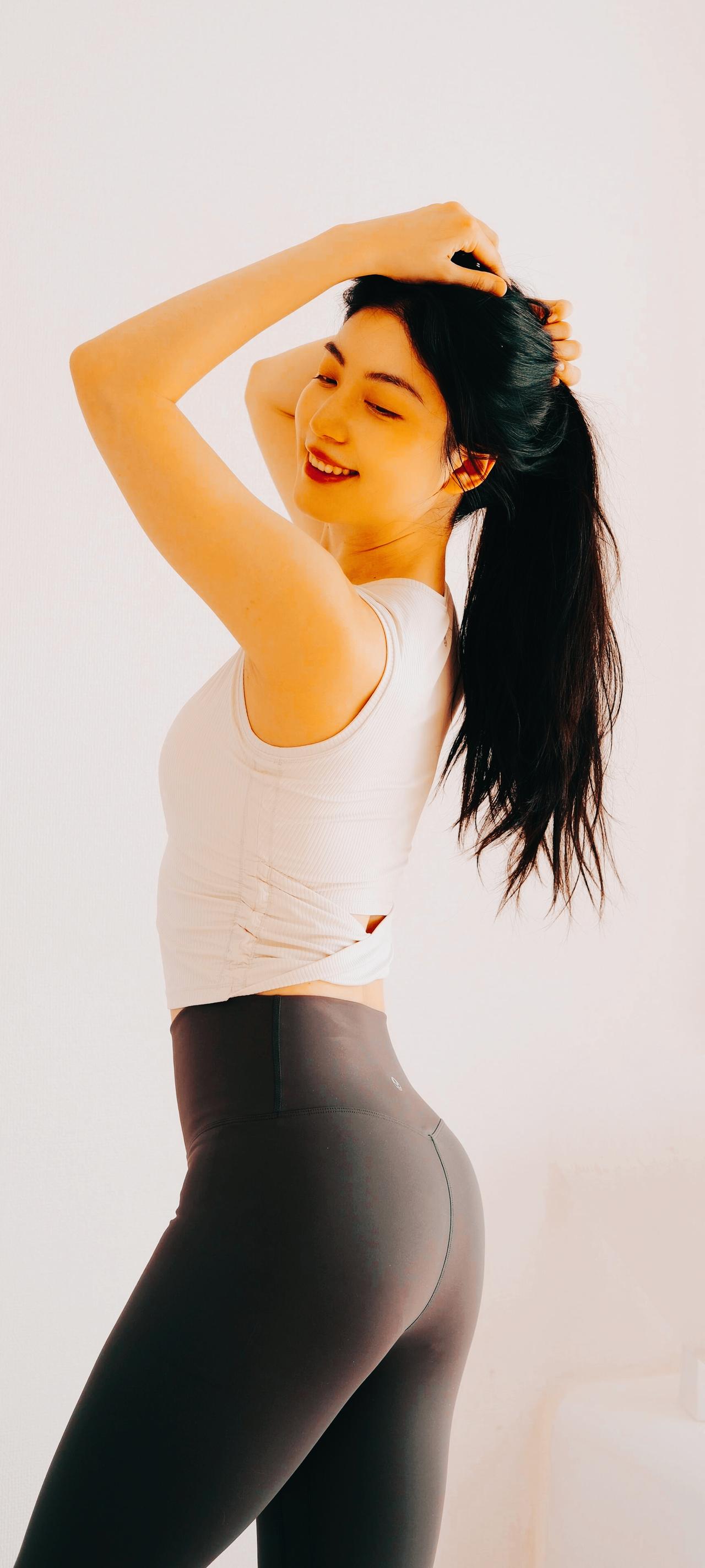 瑜伽对您的身心有什么好处?摄影∴〈居家养生瑜伽∴愉悦身心的快乐养生方式〉👂一[