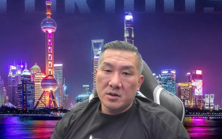 馆长为当初支持民进党道歉馆长昨天（1日）表示，“我感到愧疚，当初如果没有支持民