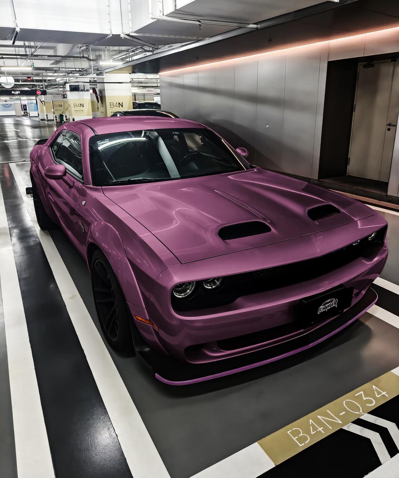 这是什么车？这么帅[抠鼻]