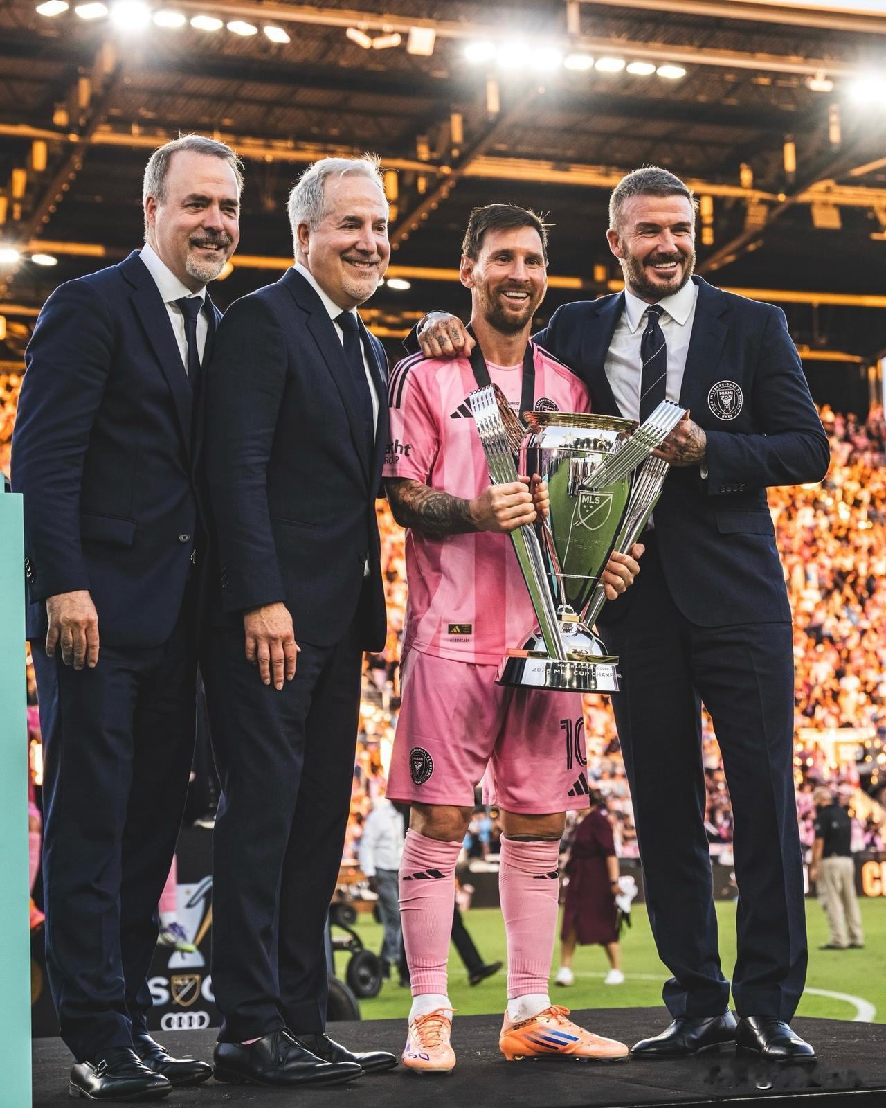 当终场哨声在迈阿密洛克哈特体育场划破夜空，3-1的比分定格了美职联的全新历史——