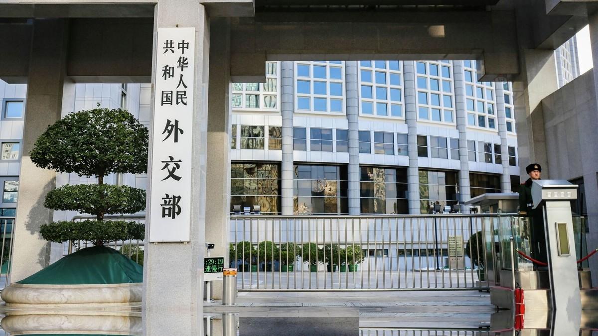 8月26日，外交部发布一个信息。真正值得琢磨的，不是五天里去了几个地方，而是中国
