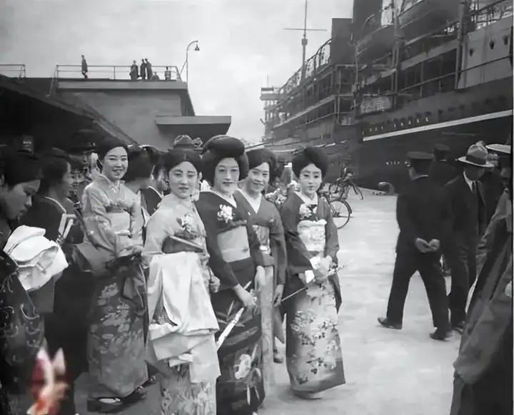 日本投降后，在东北留下了近十万日本女人，她们后来怎么样了？有一档节目是专门做