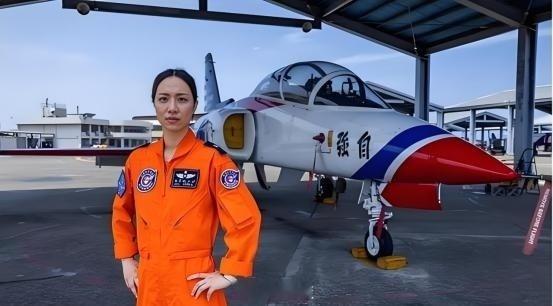 台湾女飞行员郭文静放出狠话：“只要长官敢下令，我会毫不犹豫发射导弹，击落歼20。
