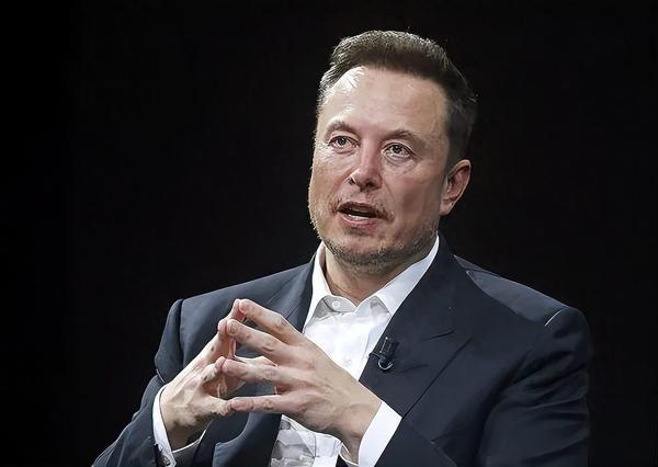 马斯克两句话扒光东亚底牌！中国稳赢，美日韩抱团白忙活马斯克这两张嘴是真敢说