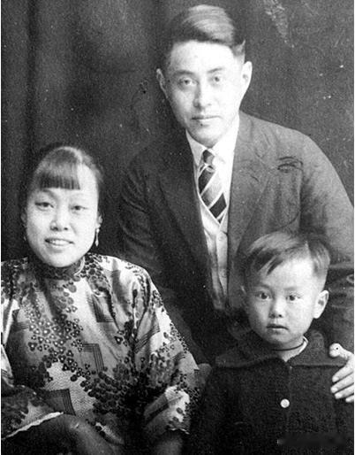 杨振宁父亲的“反套路教学法”：天才最该补的不是奥数，是《孟子》当数学家父亲