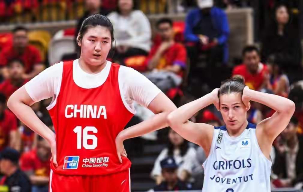 宫鲁鸣认错的时刻到了？2米26新星9分钟4失误，网友：别再吹了！张子宇能不能成
