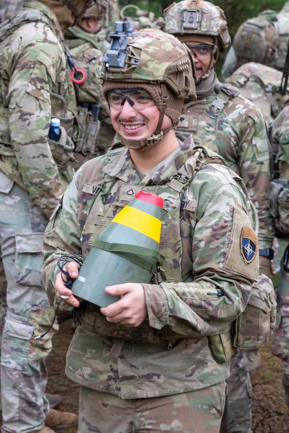 2025年12月11日，美国陆军隶属于第一骑兵师第三旅工兵营，在波兰贝莫沃皮斯基