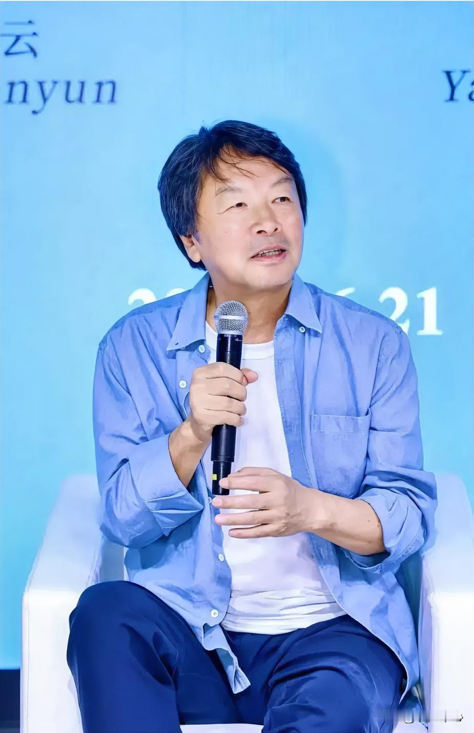 著名文学大家刘震云说：“底层人结婚，是为了续香火；中层人结婚，是为了找帮手，上层