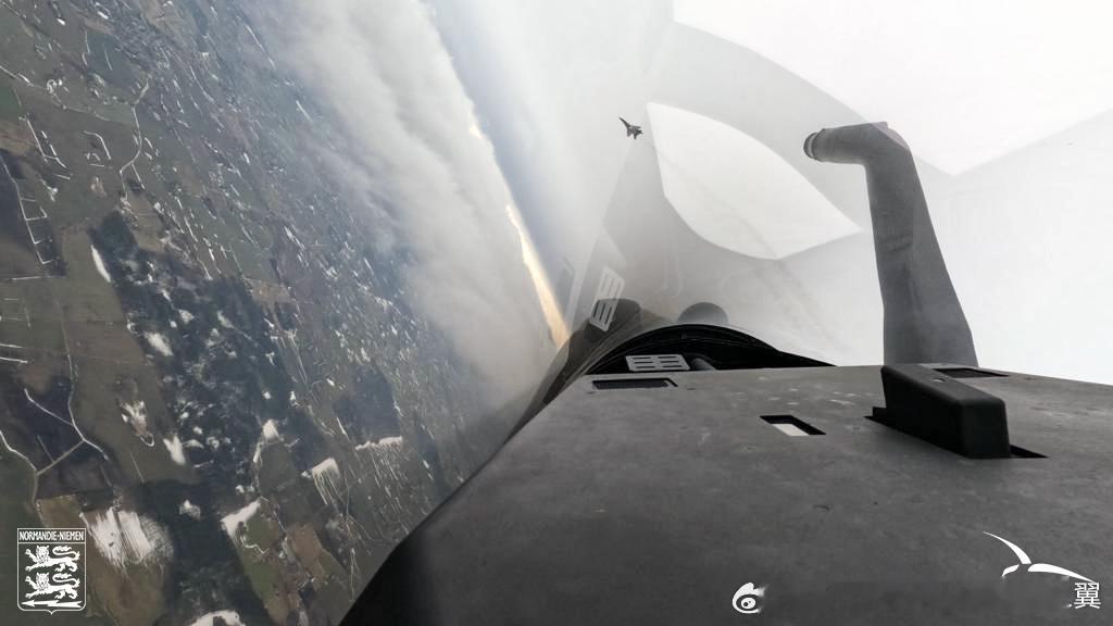 痴迷狗斗的阵风，锁定了一架波兰米格-29，法国飞行员似乎对此十分热衷​​​