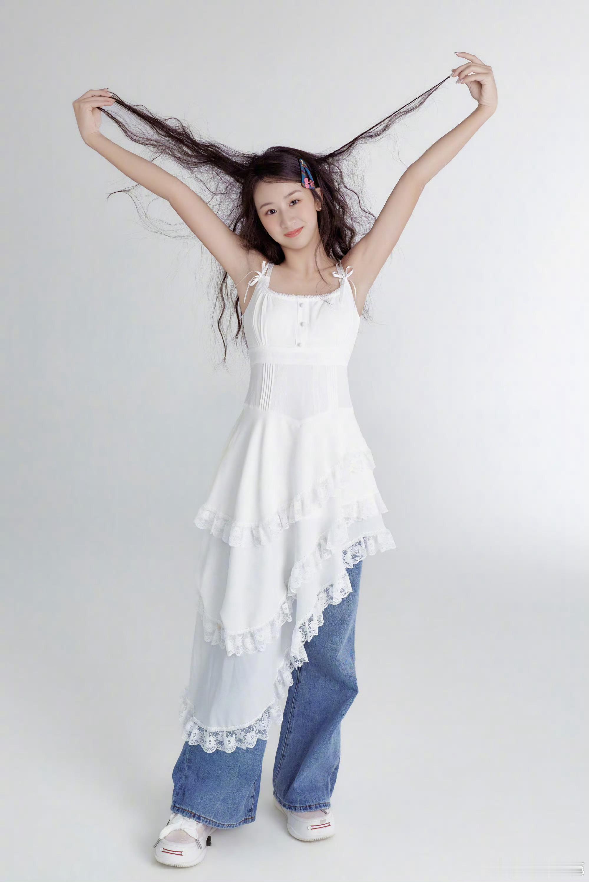 森碟18岁了《爸爸去哪儿》的那个风一样的女子转眼就十八岁了