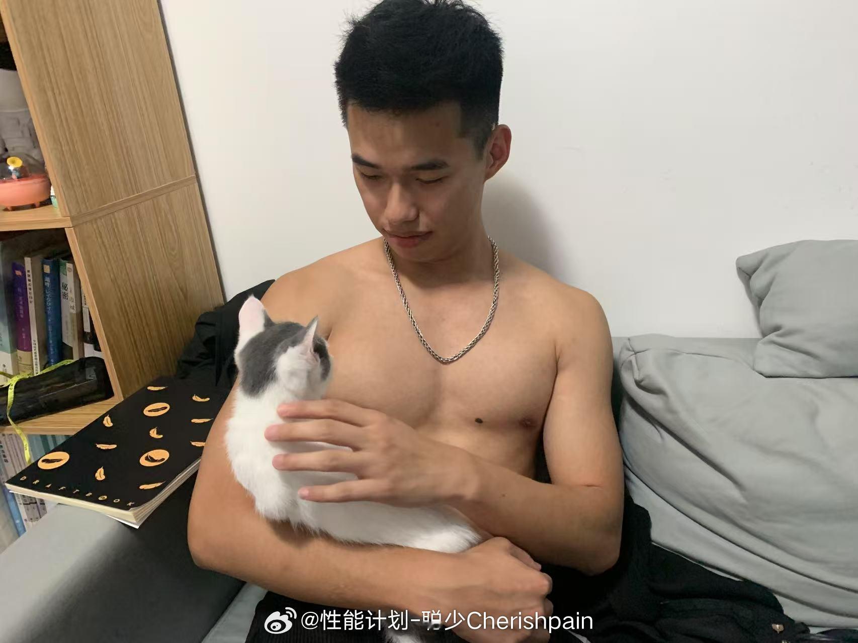 谁把时间偷走了，我两只手都快抱不下来啦[大笑]​​​