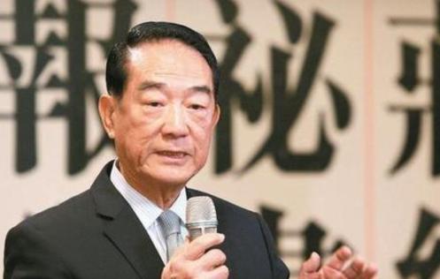 台湾知名人士宋楚瑜，在接受采访时表示“如果台湾不是大陆的领土，那么凭什么当年满清