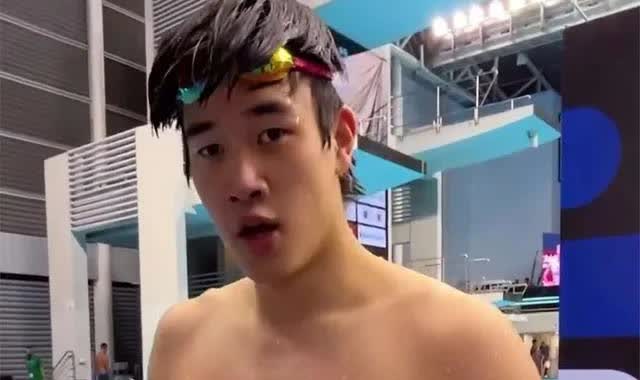潘展乐:这次比赛失利后很多人看不起我似的，我故意不吭声，憋着一股劲，下次游进46