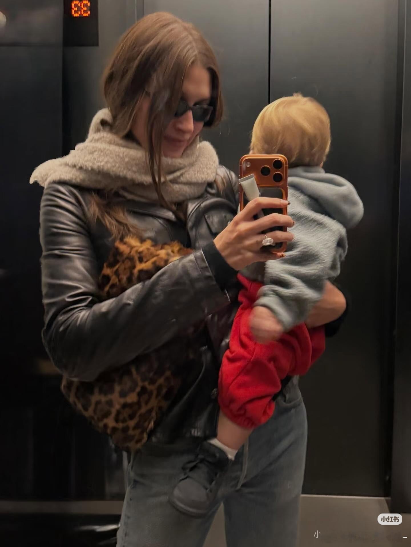 比伯海莉的娃都这么大了