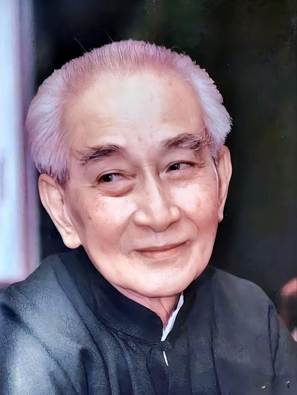 我跟你讲，南怀瑾几十年前就说了个特吓人的话。他说，以后社会上，没家庭了，也没夫