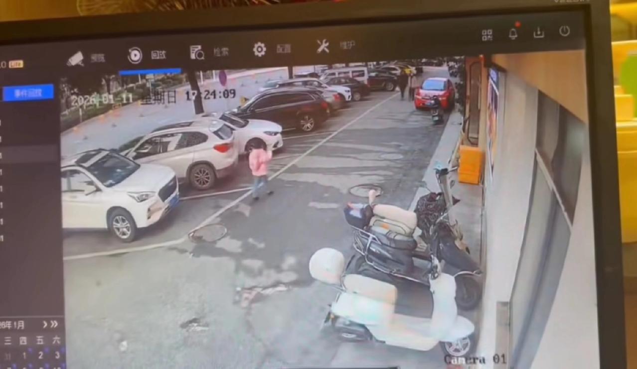 万万没想到，一个看似寻常的告别，竟会让9岁的女儿因情绪崩溃引发心源性休克，最