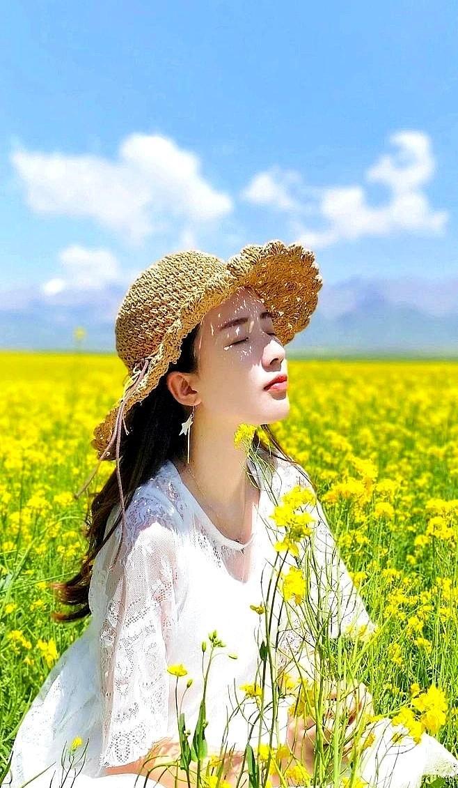 金牛女的钱包比脸还鼓，去年悄悄攒下12.3%，不是暴富，是把每一杯奶茶钱算成未来