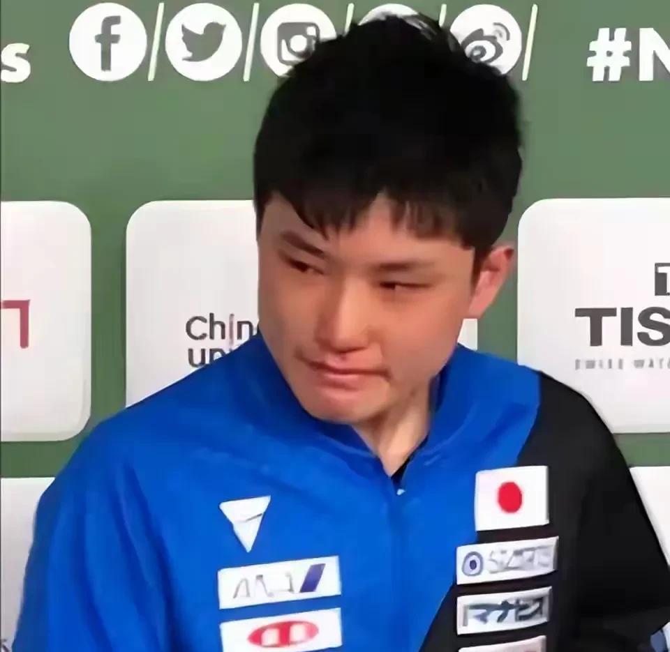 张本智和这次又因“胜之不武”被骂上热搜，说到底是为父母的选择买单。他老家四川，父